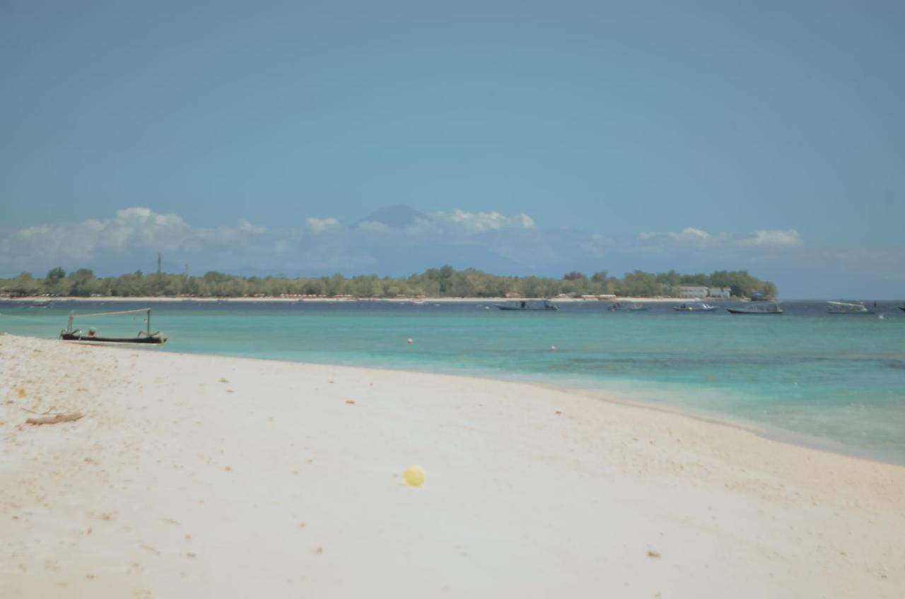 Laba Laba Bungalow Gili Meno Luaran gambar